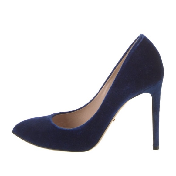 Gucci Satin Pumps - Picture 1 of 5